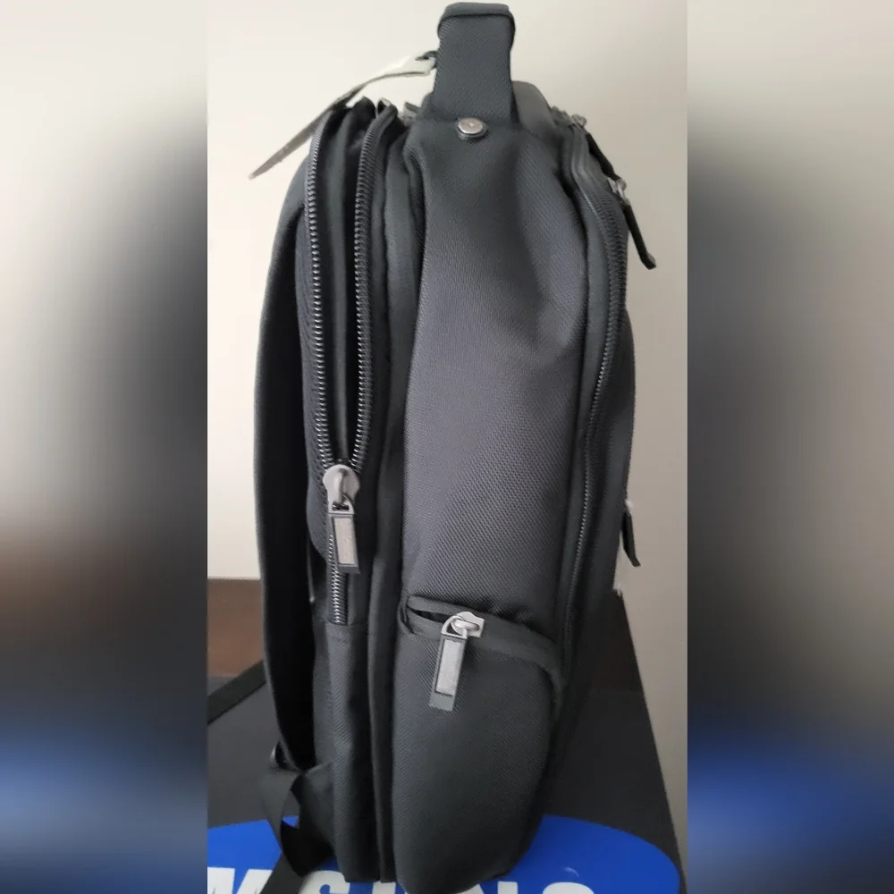 Reaction Kennet Cole Backpack - Picture 2 of 5